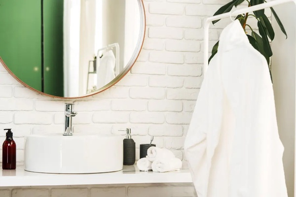 The Importance of Clean Hotel Washrooms